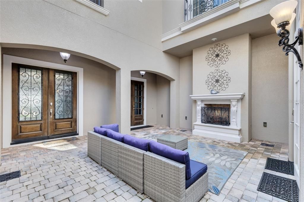 For Sale: $2,299,000 (8 beds, 8 baths, 7360 Square Feet)