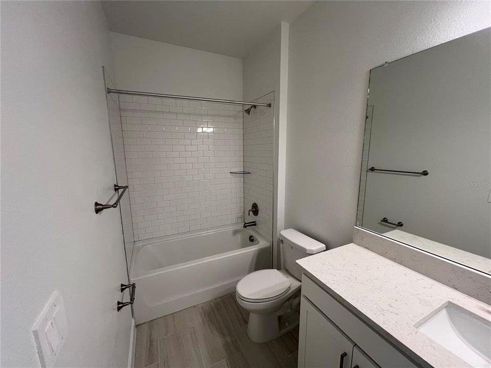 For Rent: $2,549 (4 beds, 2 baths, 2145 Square Feet)