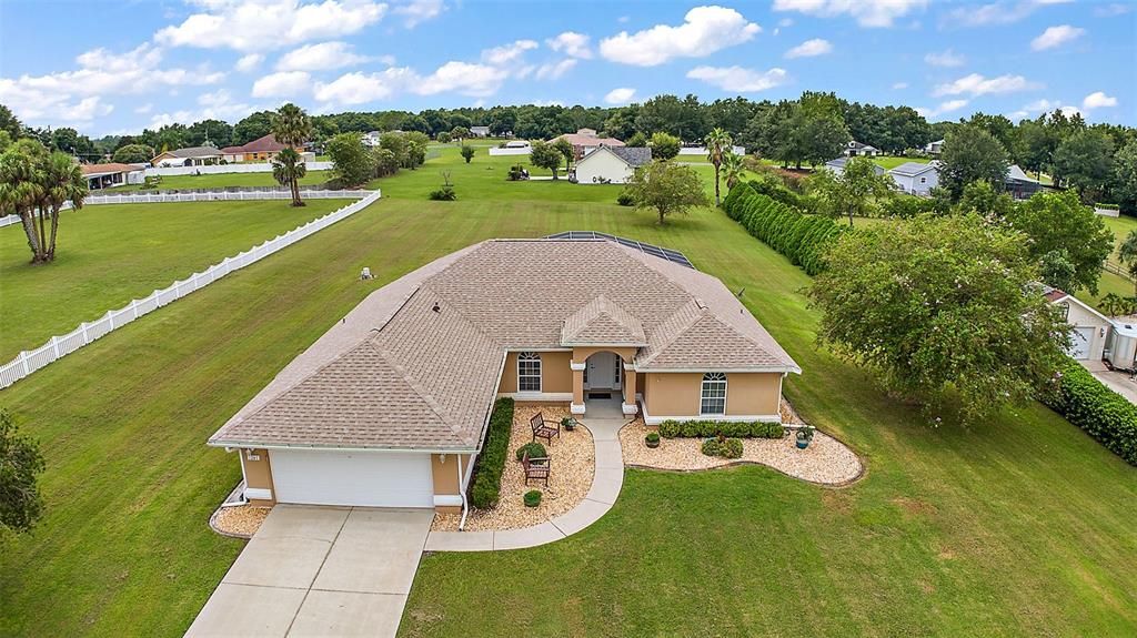 For Sale: $459,000 (3 beds, 2 baths, 1761 Square Feet)