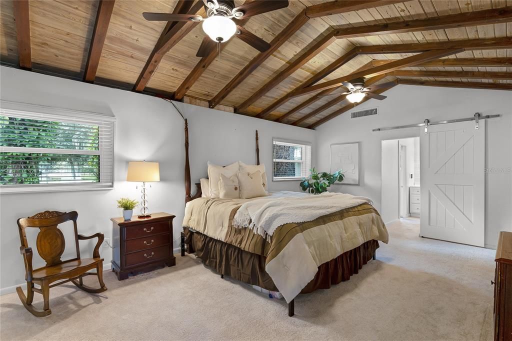 A cozy Spacious Primary  bedroom!