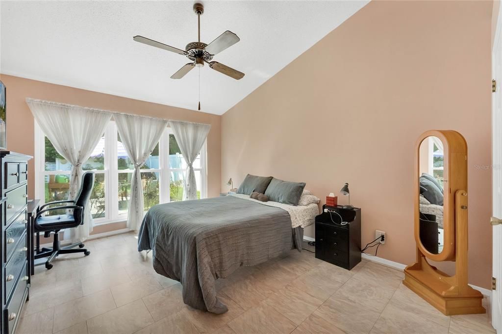 For Sale: $385,000 (2 beds, 2 baths, 1432 Square Feet)