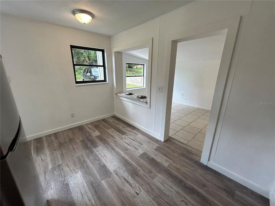 Eat in Kitchen with Bonus Room Access