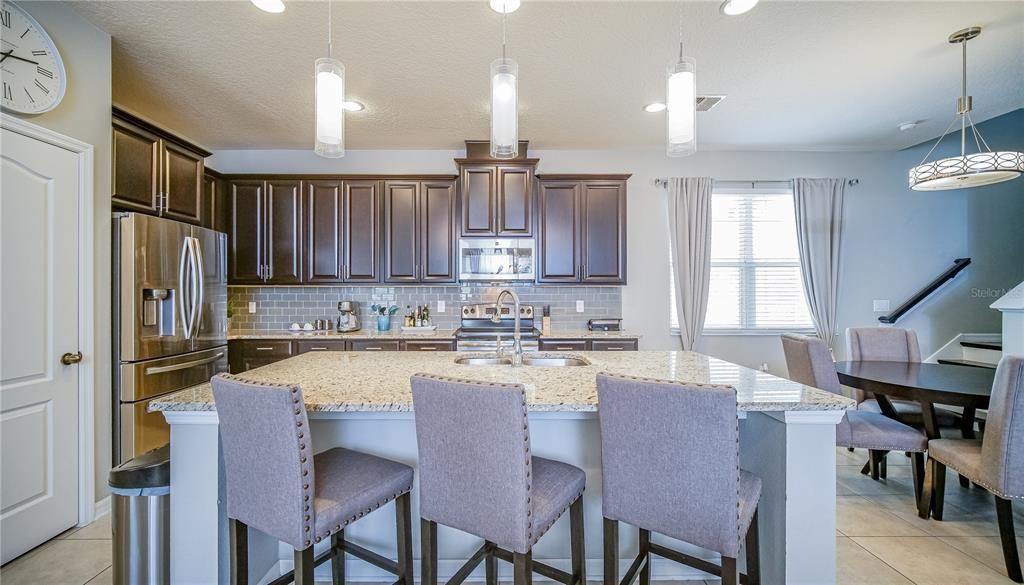 Kitchen with Island - Granite counter tops