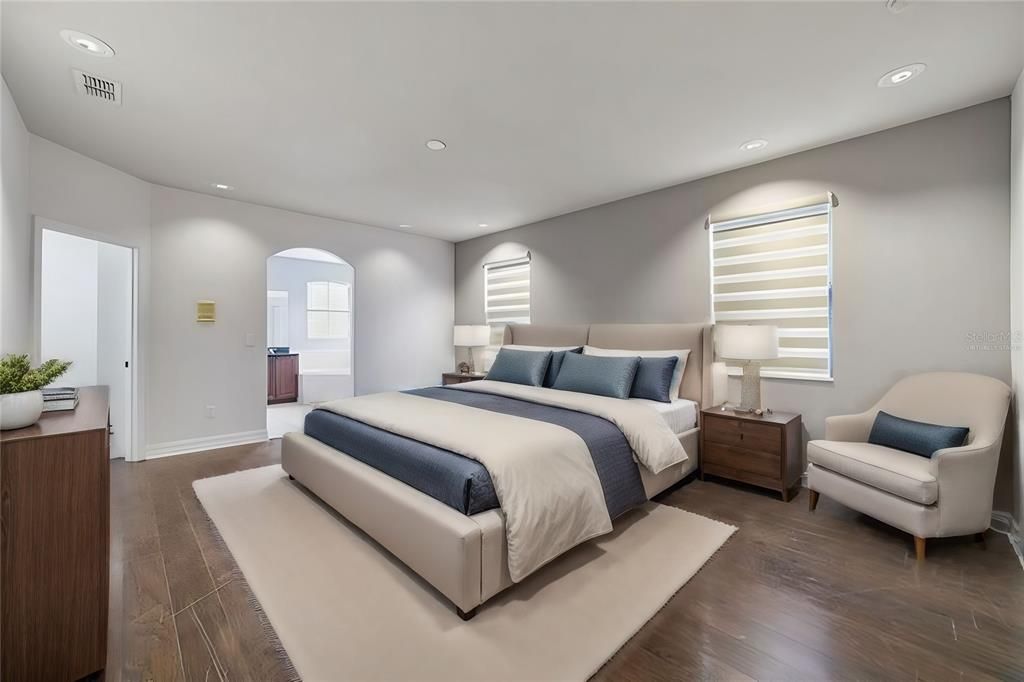 Virtually Staged - 2nd Master Bedroom (upstairs)