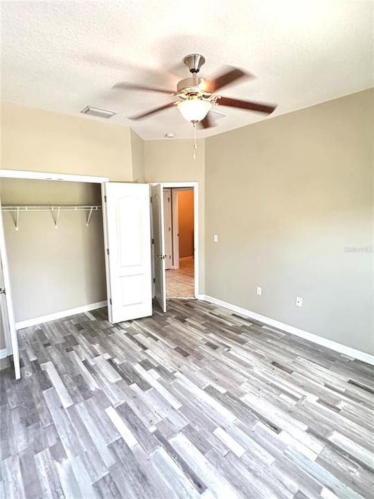 Active With Contract: $2,135 (2 beds, 2 baths, 1264 Square Feet)