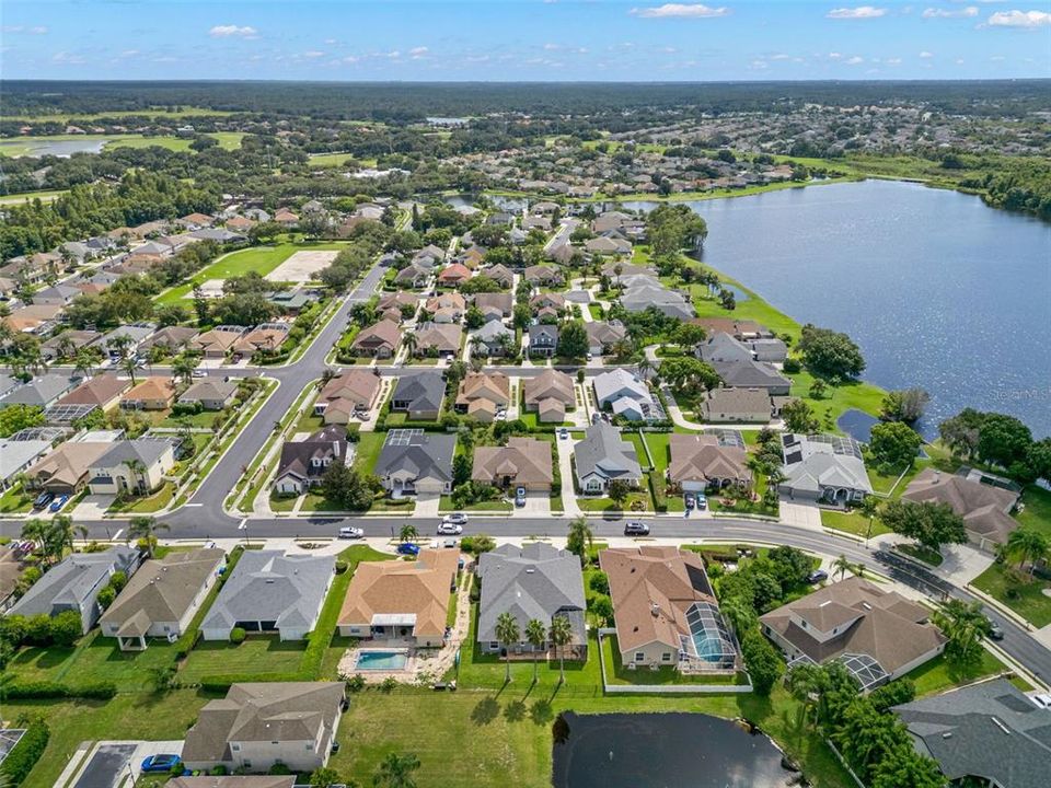 Active With Contract: $499,000 (4 beds, 3 baths, 2714 Square Feet)