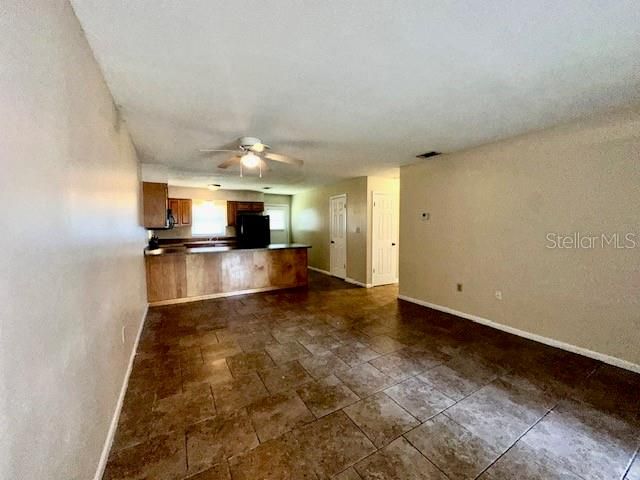 For Rent: $1,349 (2 beds, 1 baths, 1044 Square Feet)