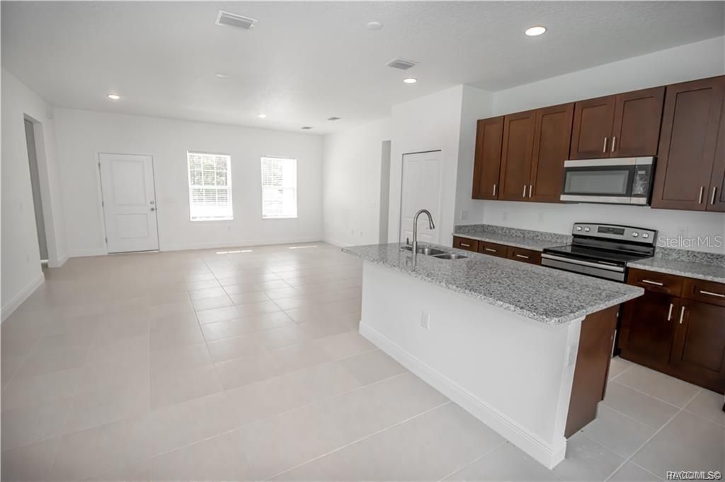 Active With Contract: $266,000 (4 beds, 2 baths, 1580 Square Feet)