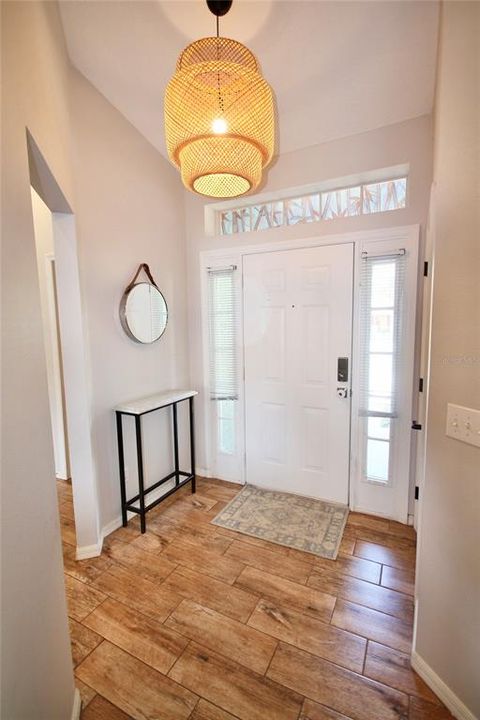 Entry/Foyer