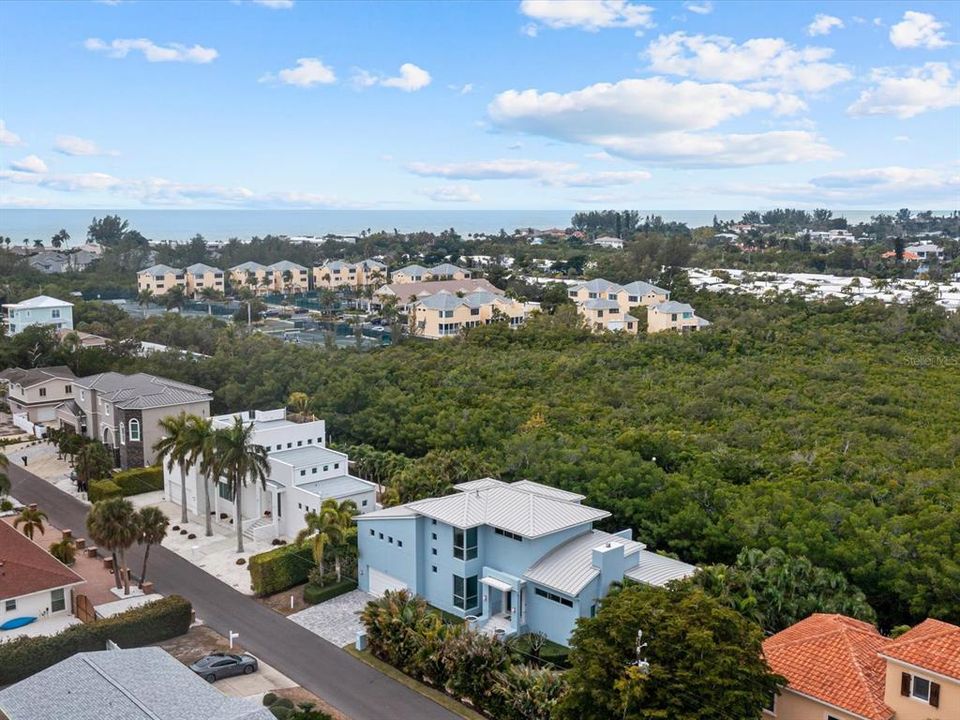 For Sale: $2,950,000 (4 beds, 3 baths, 3078 Square Feet)