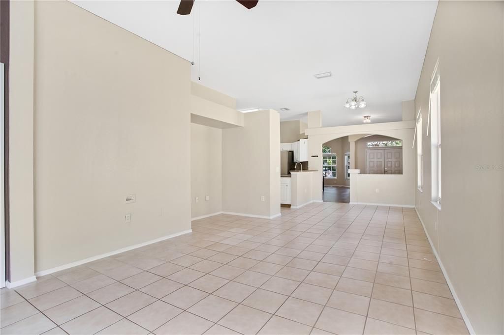 For Sale: $499,900 (3 beds, 2 baths, 1909 Square Feet)