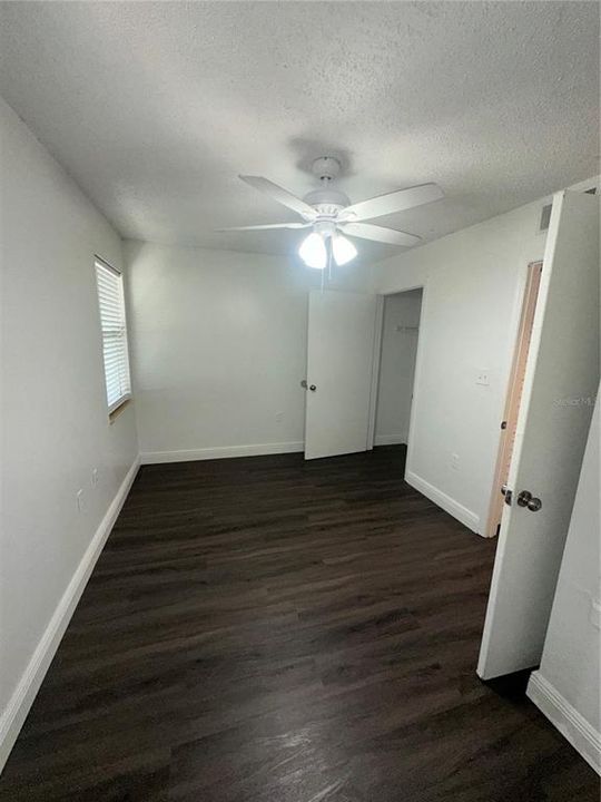 For Rent: $1,379 (2 beds, 1 baths, 938 Square Feet)