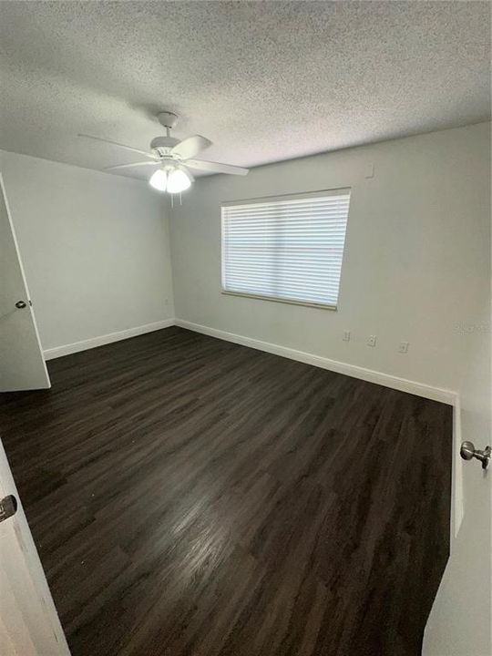 For Rent: $1,379 (2 beds, 1 baths, 938 Square Feet)