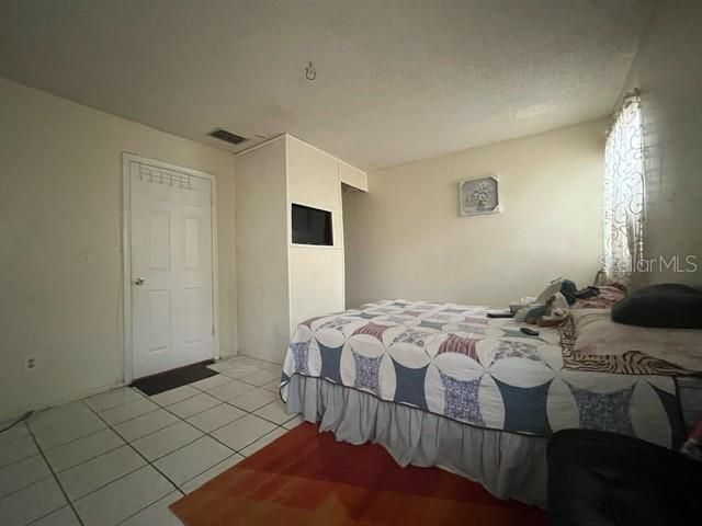 For Sale: $164,900 (3 beds, 2 baths, 1238 Square Feet)