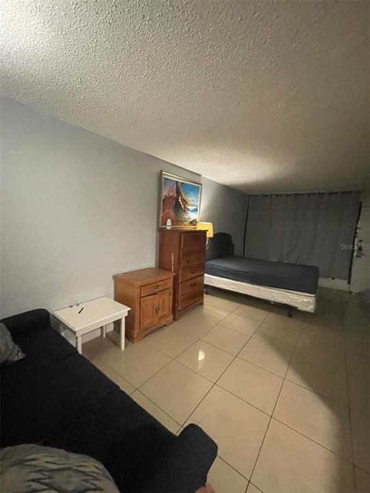 For Sale: $75,000 (1 beds, 1 baths, 300 Square Feet)