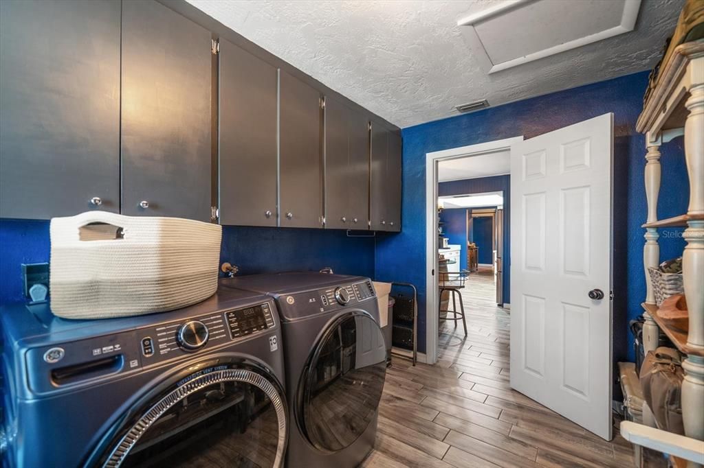 Active With Contract: $750,000 (4 beds, 2 baths, 2197 Square Feet)