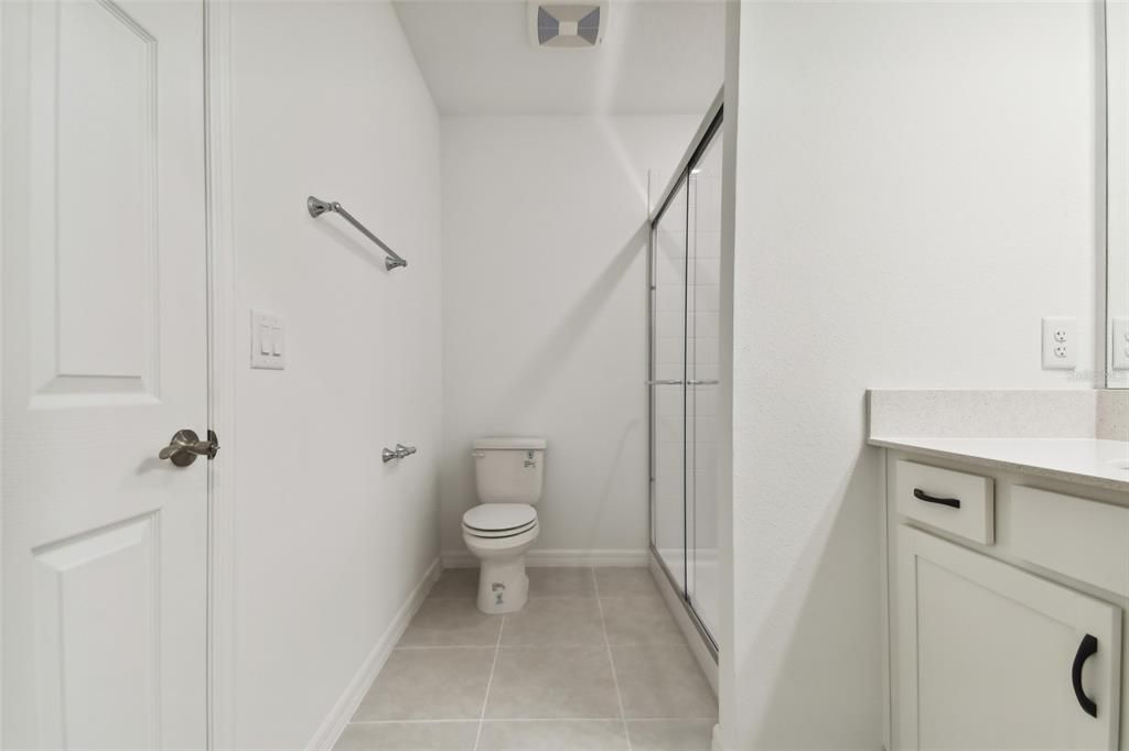 For Sale: $327,777 (2 beds, 2 baths, 1439 Square Feet)