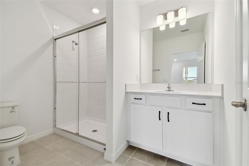 For Sale: $327,777 (2 beds, 2 baths, 1439 Square Feet)