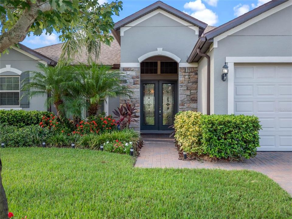 For Sale: $900,000 (4 beds, 3 baths, 3441 Square Feet)