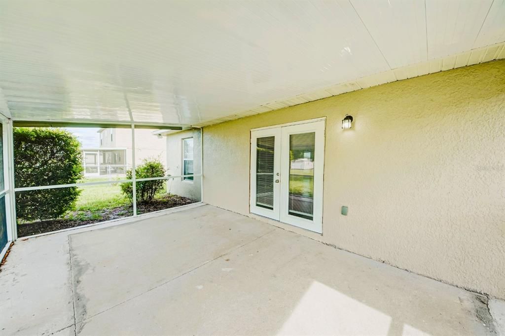 For Sale: $279,900 (3 beds, 2 baths, 1268 Square Feet)