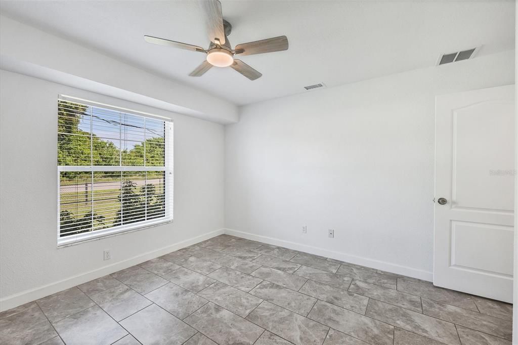 Active With Contract: $399,900 (4 beds, 3 baths, 2305 Square Feet)