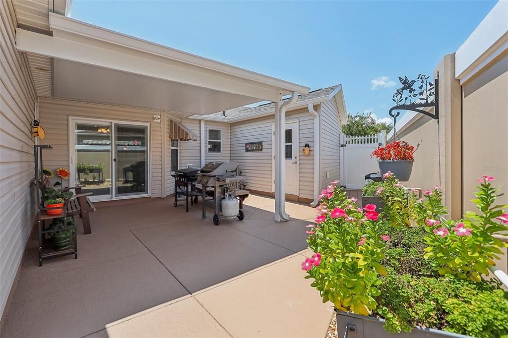 Active With Contract: $698,000 (5 beds, 3 baths, 2651 Square Feet)