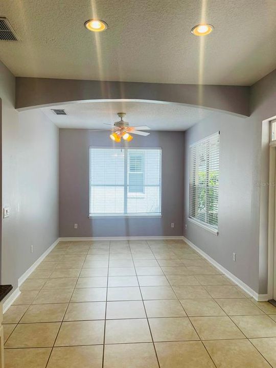 For Rent: $2,350 (2 beds, 2 baths, 1442 Square Feet)