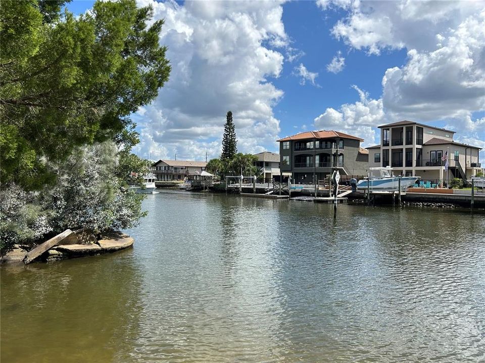 For Sale: $555,000 (3 beds, 2 baths, 1508 Square Feet)