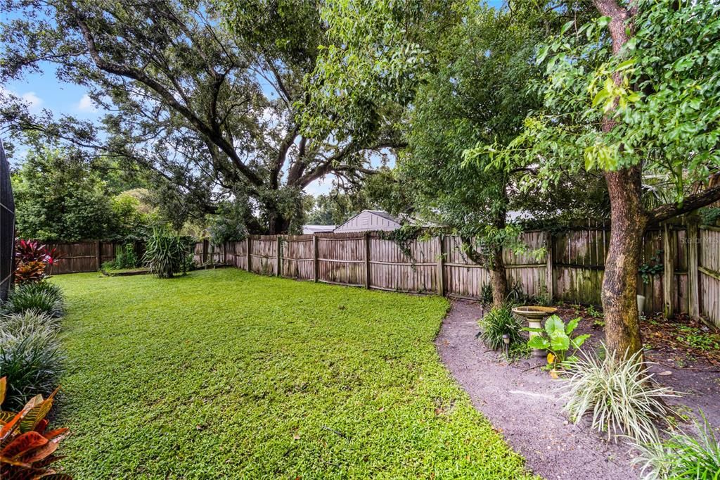 Active With Contract: $510,000 (4 beds, 2 baths, 1812 Square Feet)