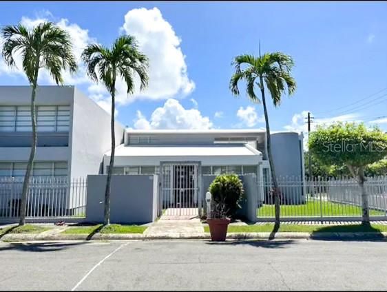 En Venta: $1,200,000 (7 camas, 3 baños, 3552 Pies cuadrados)