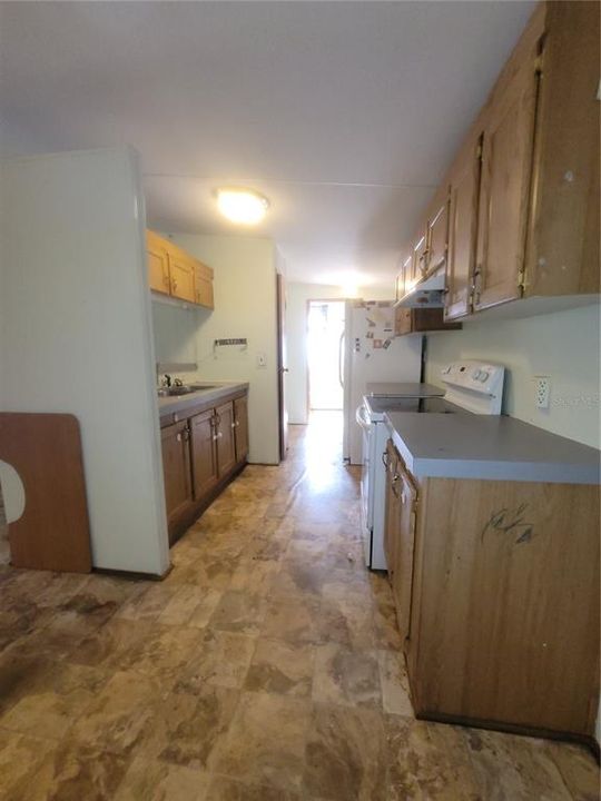 For Sale: $195,000 (3 beds, 2 baths, 1530 Square Feet)