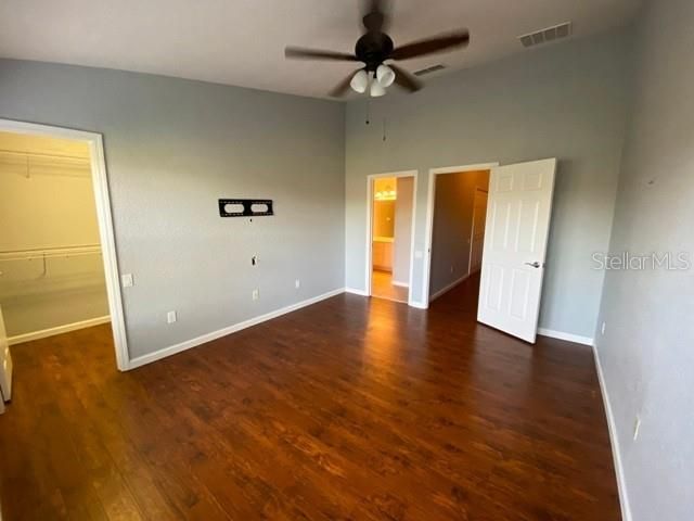 For Rent: $2,095 (3 beds, 2 baths, 1687 Square Feet)