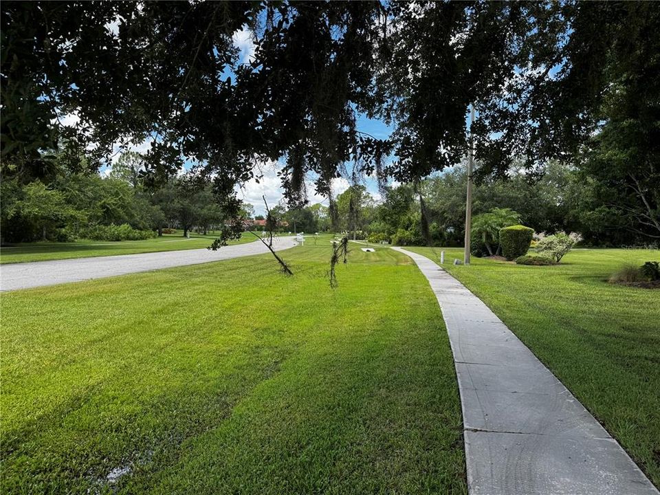 For Sale: $919,000 (4 beds, 3 baths, 2909 Square Feet)