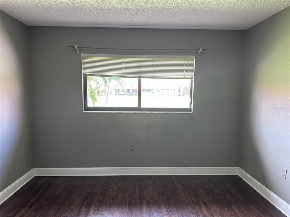 For Rent: $1,950 (2 beds, 2 baths, 1150 Square Feet)