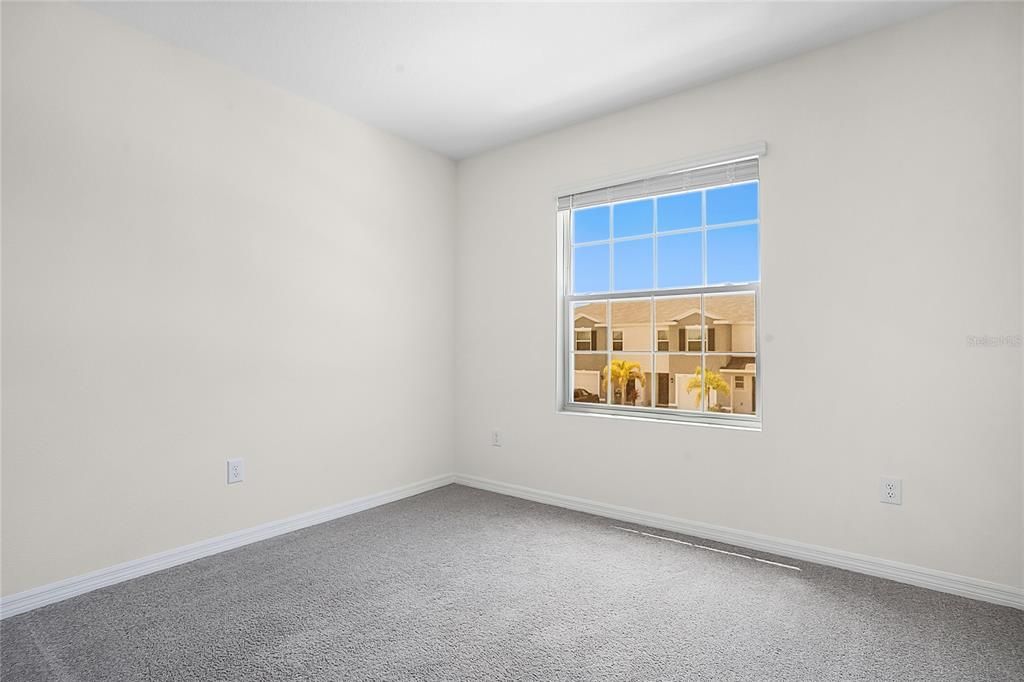 Active With Contract: $2,350 (3 beds, 2 baths, 1662 Square Feet)