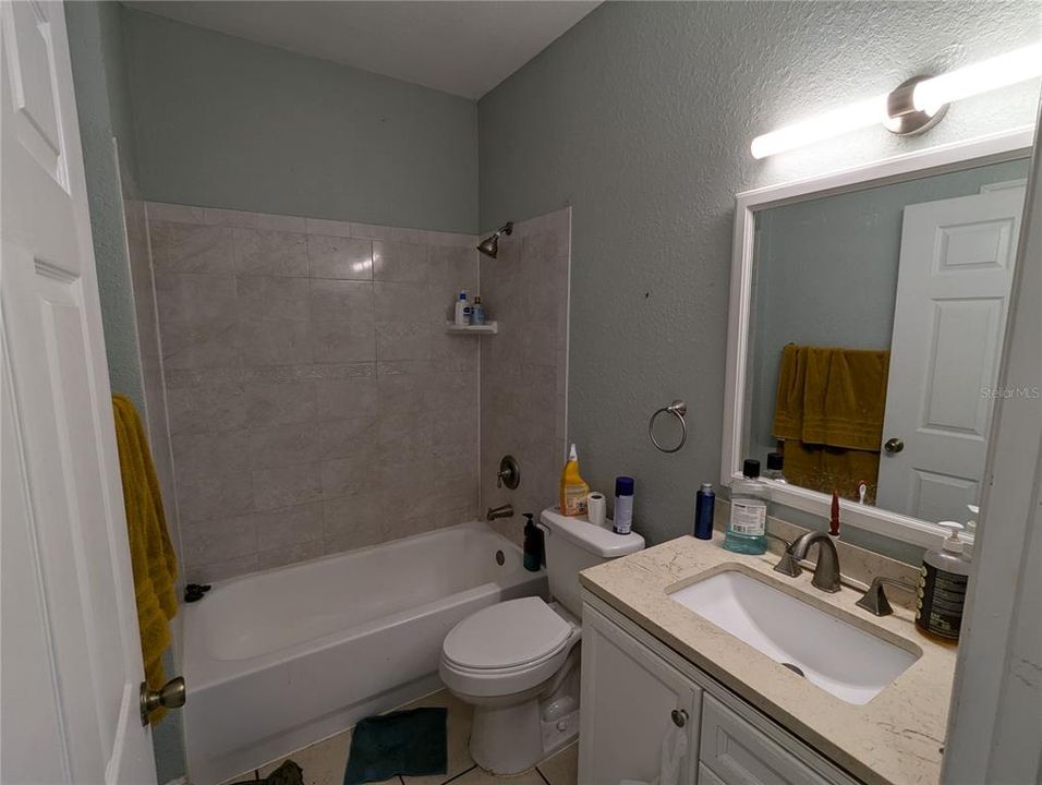 For Sale: $199,900 (2 beds, 2 baths, 1270 Square Feet)