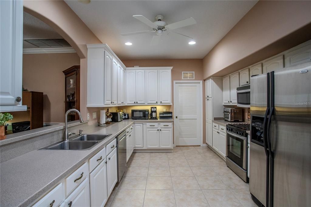 Cabinets and Counters Galore!