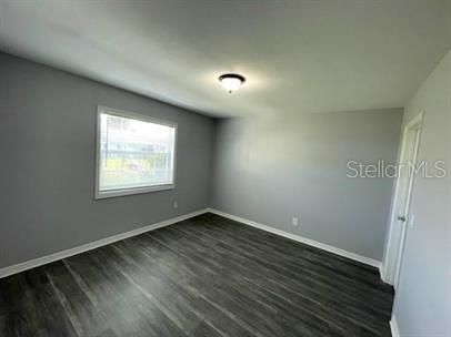 For Rent: $1,995 (4 beds, 2 baths, 1592 Square Feet)