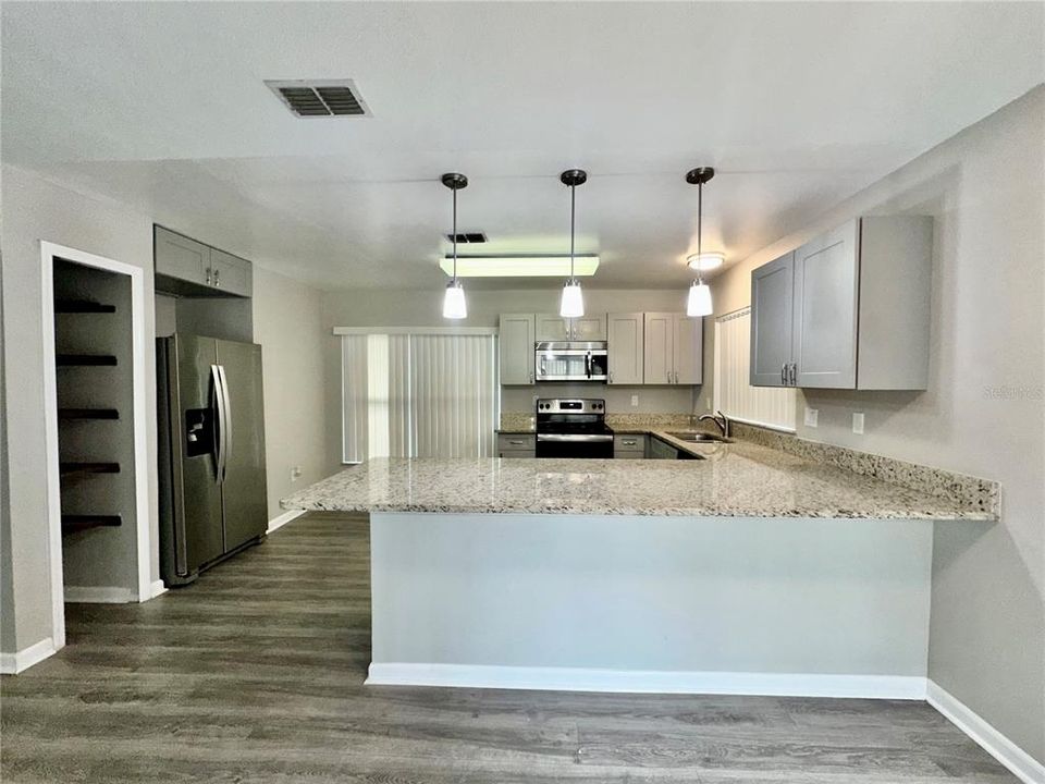 For Rent: $1,799 (2 beds, 2 baths, 1038 Square Feet)