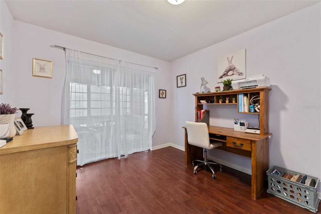 For Sale: $259,900 (3 beds, 2 baths, 1266 Square Feet)