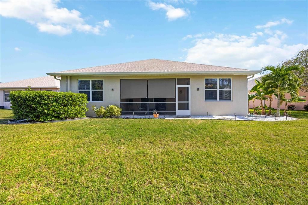 For Sale: $369,999 (4 beds, 2 baths, 2068 Square Feet)