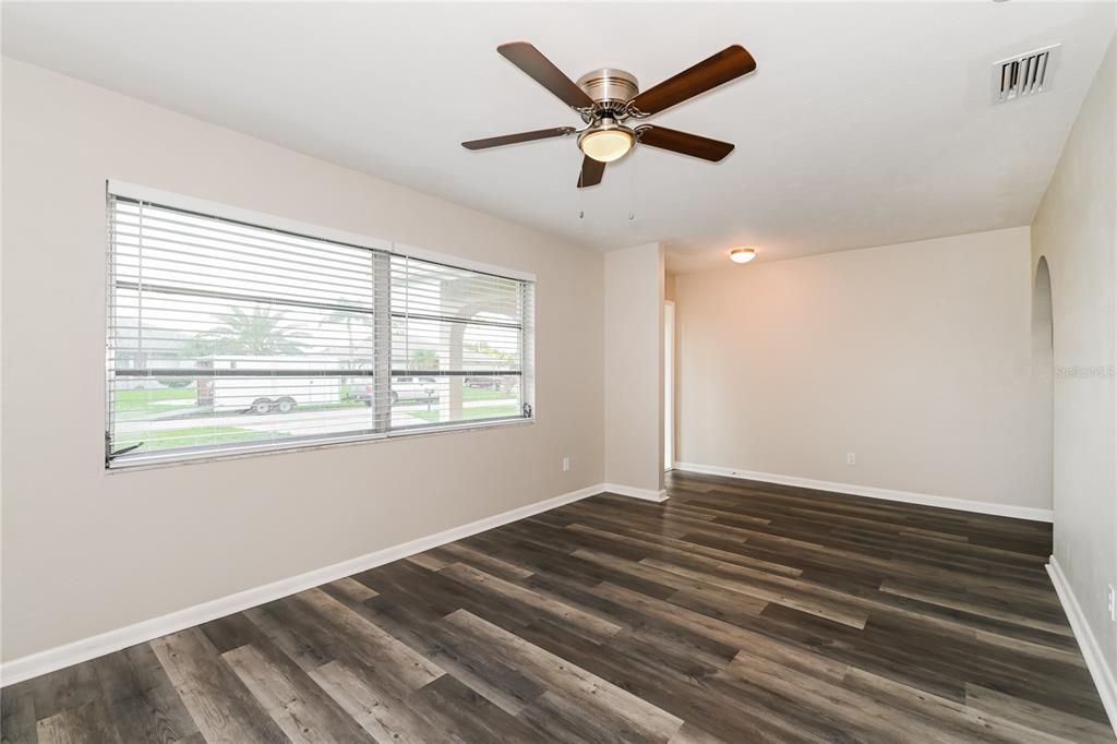 For Rent: $2,175 (3 beds, 2 baths, 1496 Square Feet)