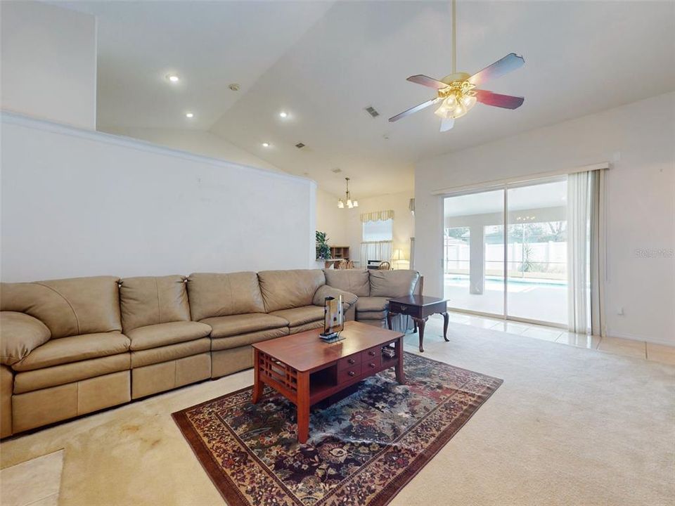 Active With Contract: $430,000 (4 beds, 2 baths, 2414 Square Feet)