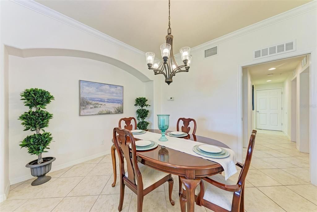 Active With Contract: $465,000 (3 beds, 2 baths, 1786 Square Feet)