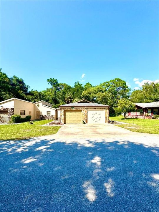 For Sale: $239,999 (3 beds, 2 baths, 1488 Square Feet)