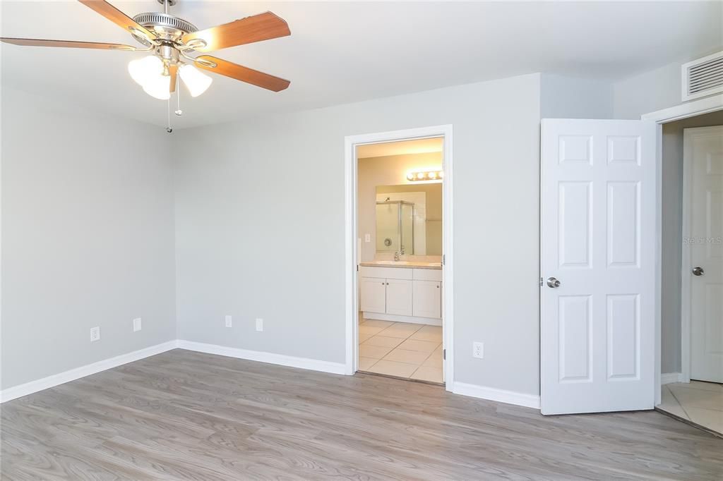 For Rent: $2,330 (3 beds, 2 baths, 1785 Square Feet)