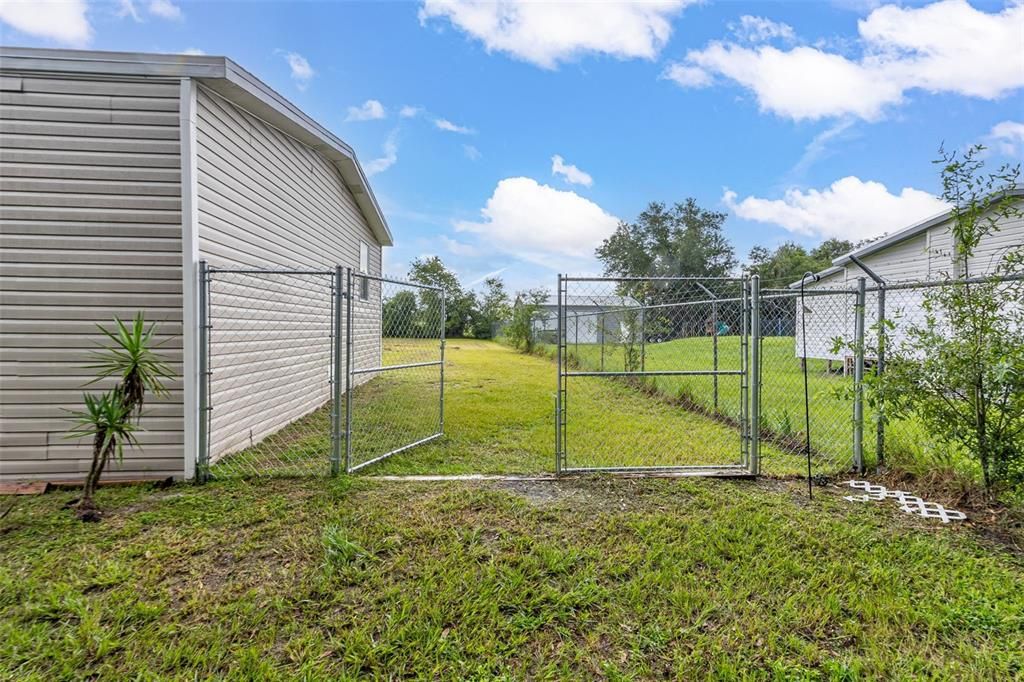 Active With Contract: $279,900 (4 beds, 2 baths, 1680 Square Feet)