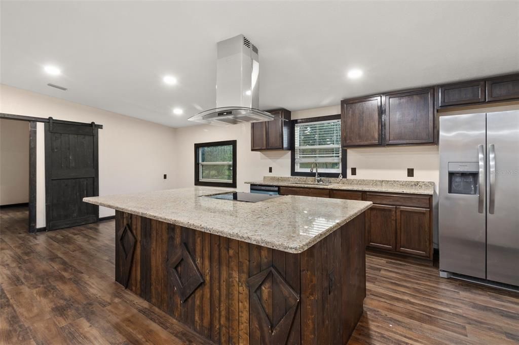 Active With Contract: $279,900 (4 beds, 2 baths, 1680 Square Feet)