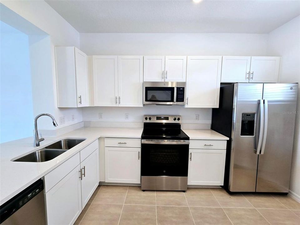 For Rent: $1,895 (2 beds, 2 baths, 1116 Square Feet)