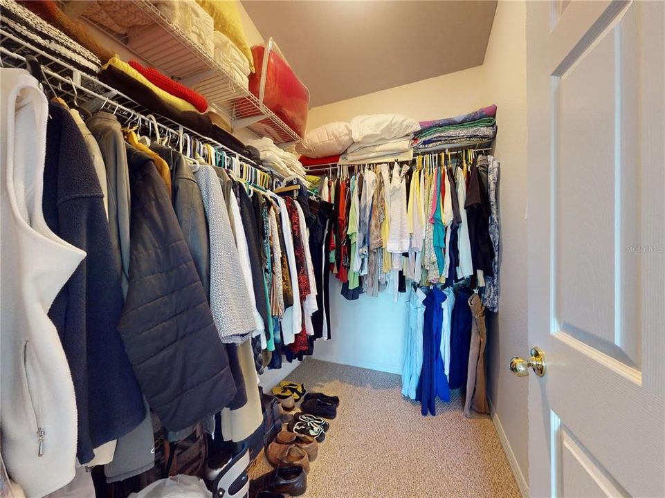 Walk in closet